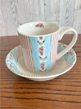 Johnson brothers farmhouse chic silky Stripe Teacup and Saucer Set